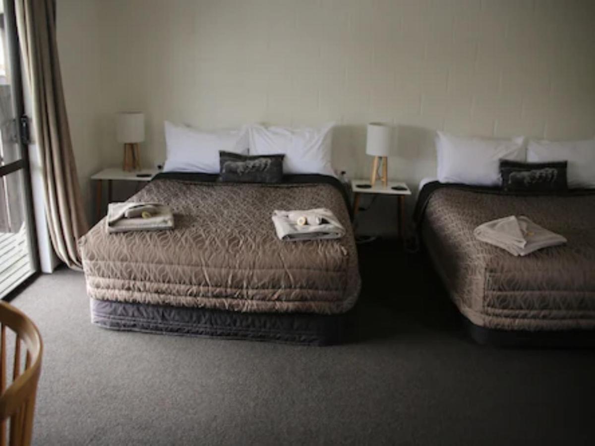Mackenzie Motels Ферлі Екстер'єр фото